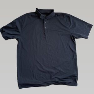 Previously loved Nike Men's Black Polo Shirt